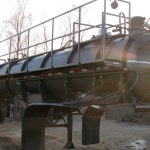 1990 Harmon Tank Co. 1C21SN vacuum tanker trailer